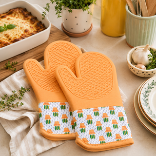 Magnetic Oven Mitts (Set of 2) | Terracotta