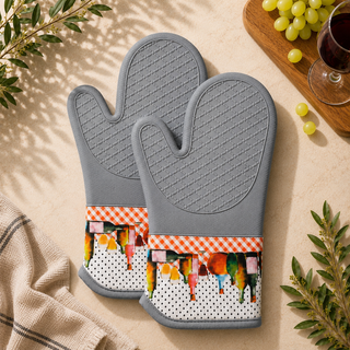 Vineyard Table magnetic silicone oven mitts set of 2, grey with wine and grapes print